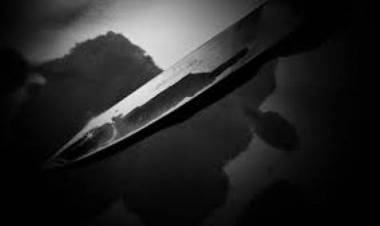 Darah Berceceran, Pria Batanghari Ini Tusuk Perutnya Sendiri 