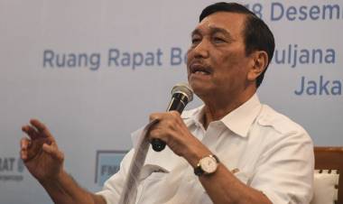 Isu Pertemuan Rahasia Chairman Freeport dan Jokowi, Luhut: Presiden Tidak Pernah Ada 'Deal' Macam-macam