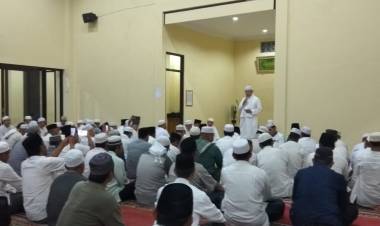 Usai Diresmikan, Bupati Cek Endra Shubling di Mesjid Al-Umaro