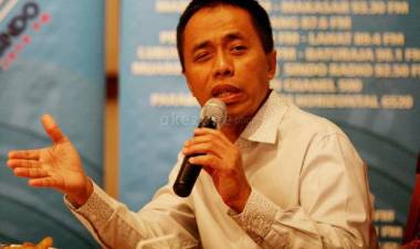 Puisi Neno Disebut Biadab, BPN: Syafii Khilaf ya?