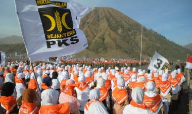 Fahri Prediksi Tak Lolos ke DPR, Hidayat: Ada Lima Lembaga Sebut PKS Lolos PT