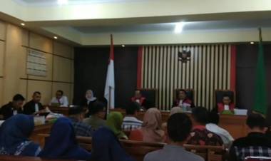 Mantan Narapidana Kasus Bimtek DPRD Kota Jambi Bersaksi di Persidangan