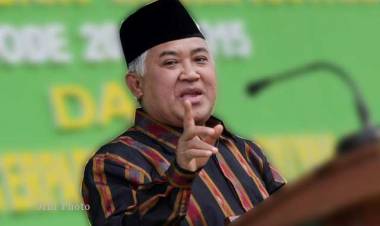 SEPUTAR POLEMIK TENTANG KAFIR