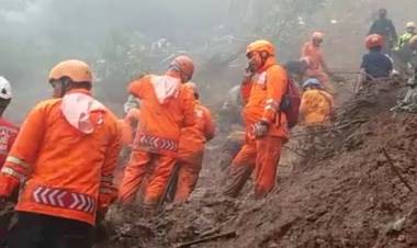 Di Cianjur, Rumah dan Lima Hektare Sawah Tertimbun Longsor