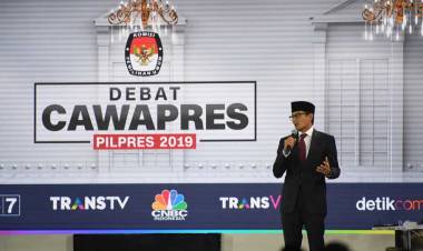  Di Panggung Debat, Sandi Sebut Pernah Jadi Pengangguran dan Suksesnya Program OK OCE