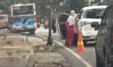 VIRAL, Video Pelajar SD Didorong dari Mobil Hingga Terjatuh