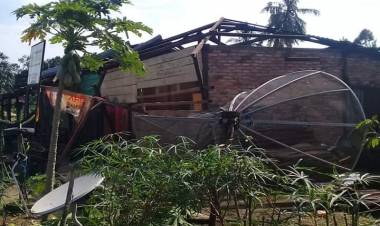 Puting Beliung Terjang Sari Mulya Bungo, Ratusan Rumah Rusak