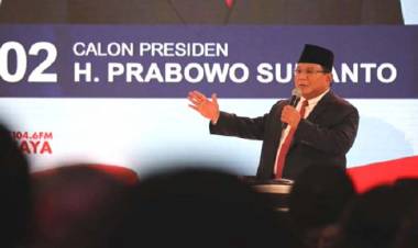 Prabowo: Tidak Perlu Terlalu Banyak Kartu, Cukup Satu Kartu Saja