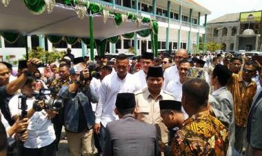 Begini Antusias Pendukung Sambut Kedatangan Prabowo di Purwokerto