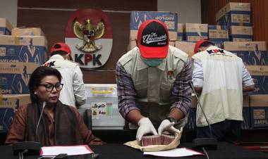 KPK Buka 15 Ribu Amplop "Serangan Fajar" Bowo Sidik, Ini Temuannya…