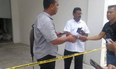 Polisi Malaysia Beri Police Line di Lokasi Surat Suara Tercoblos