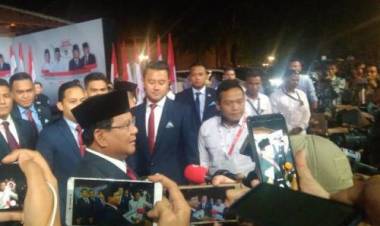 Prabowo Subianto Tiba di Lokasi Debat
