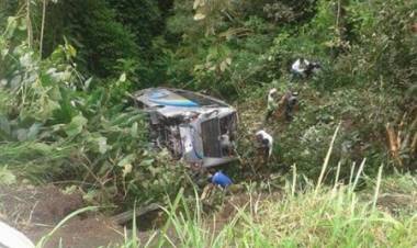 Bus Masuk Jurang di Kelok 28 Sumbar, Belasan Penumpang Terluka