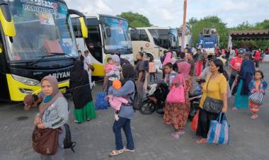 Harga Tiket Pesawat Mahal, Mudik Lebaran Pilih Bus