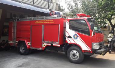 Lagi Mabuk, Oknum PNS Ini Curi Mobil Damkar Sunter