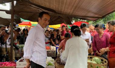 Jokowi Sebut Rekonsiliasi Politik Dengan Prabowo Bisa di Keraton Yogyakarta