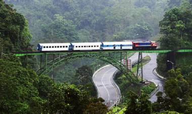 Terungkap, 210 KM Rel Kereta Api Sumbar Mati Suri
