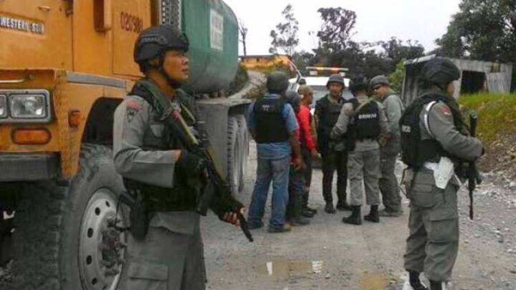 Dua Polisi Pembawa Logistik Pilkada Papua Sampai Saat Ini Belum Ditemukan