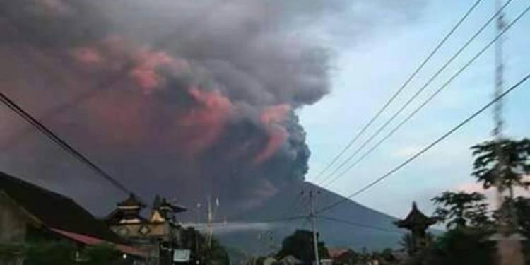 Inilah 4 Cerita misteri Gunung Agung di Bali