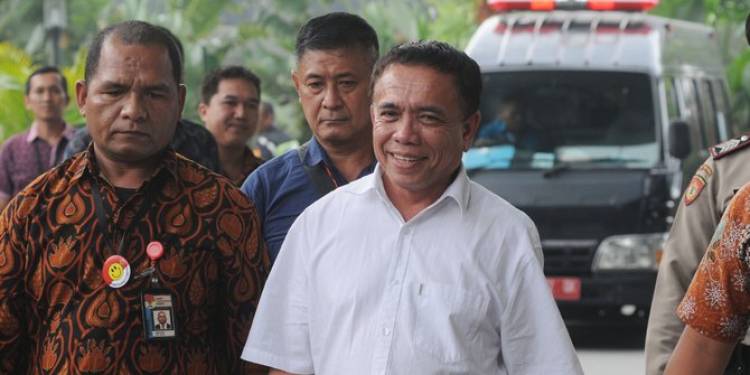 Gubernur Aceh Irwandi Yusuf bantah terima suap Pada Saat Ditahan KPK