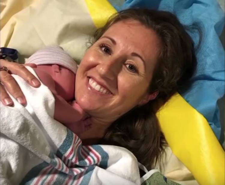 Lahir di Restoran Cepat Saji Anak Ini Dapat Makan Gratis Seumur Hidup