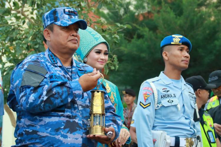 Tiba di Jambi Api Obor Asian Games Seberangi Sungai Terpanjang di Sumatera