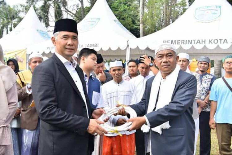 Solat Idul Adha di Lapangan, Fasha: Lebih Berbaur Bersama Masyarakat Kota Jambi