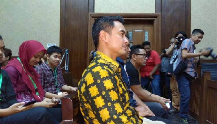 Uang Korupsi Zumi Zola Dibelikan Boneka Marvel Senilai Rp52 Juta 