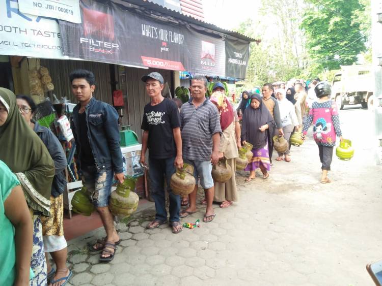 Sulit DapatKan Gas 3 Kg, Warga Jambi Minta Pemerintah Bertindak