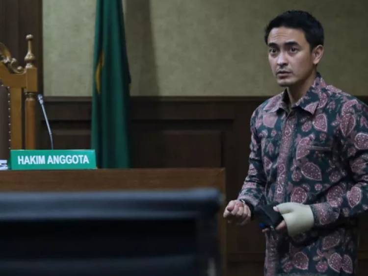 Zumi Zola Akui Bantu Adiknya Zumi Laza dan Gunakan Uang Rp300 Juta untuk Umroh 