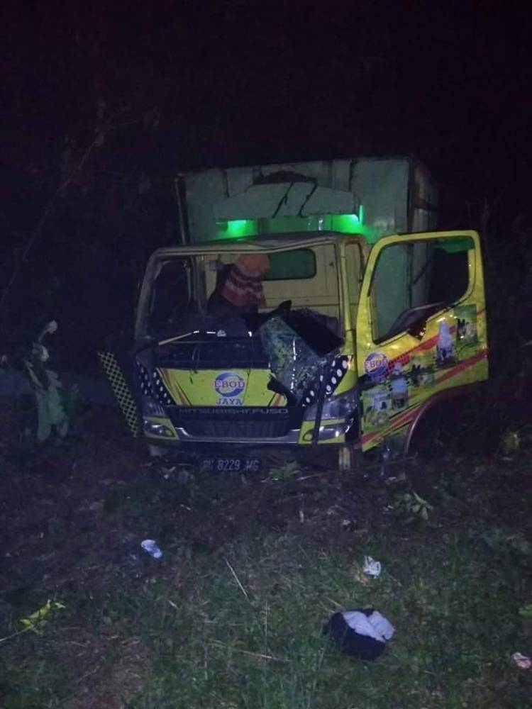 Lagi, Hampir Nabrak Warga Batanghari Truk Batubara Dikejar Massa Hingga ke Mapolsek