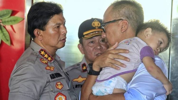 Akhirnya, Balita Korban Gempa yang Digendong Mensos Agus Bertemu Orang Tuanya