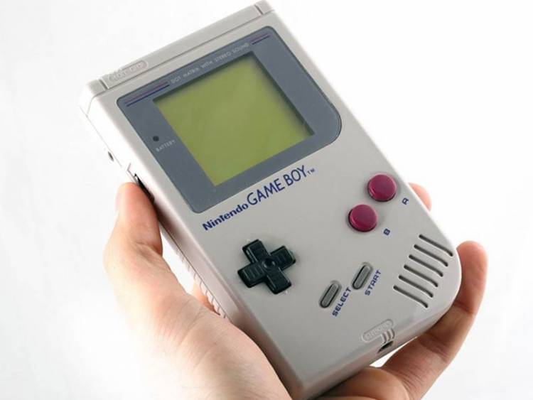 Anda Pecinta Game Jadul, Nintendo Luncurkan Casing Smartphone Mirip Gimbot