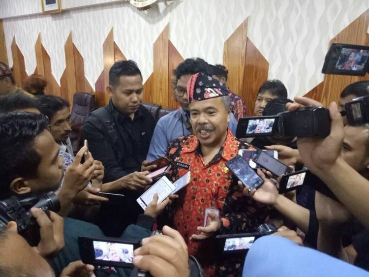 Kadis Koperasi Harmen Tetap Dipecat, Plt Gubernur Hanya Perbarui SK Pemberhentian 