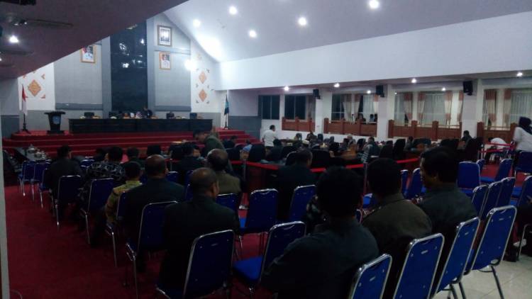 Paripurna Digelar Dini Hari, Hubungan Pemkab Merangin & DPRD Tak Harmonis?