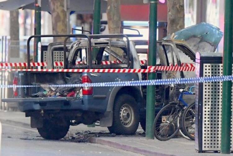 Polisi: Penyerang Berpisau di Melbourne Terilhami IS