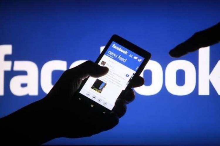 Facebook Tolak Permintaan Singapura