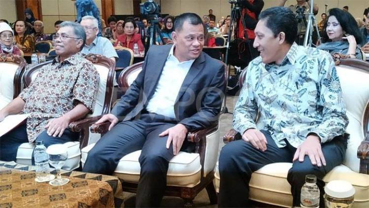 KSAD Mewisuda Jenderal TNI Purnawirawan Gatot Nurmantyo