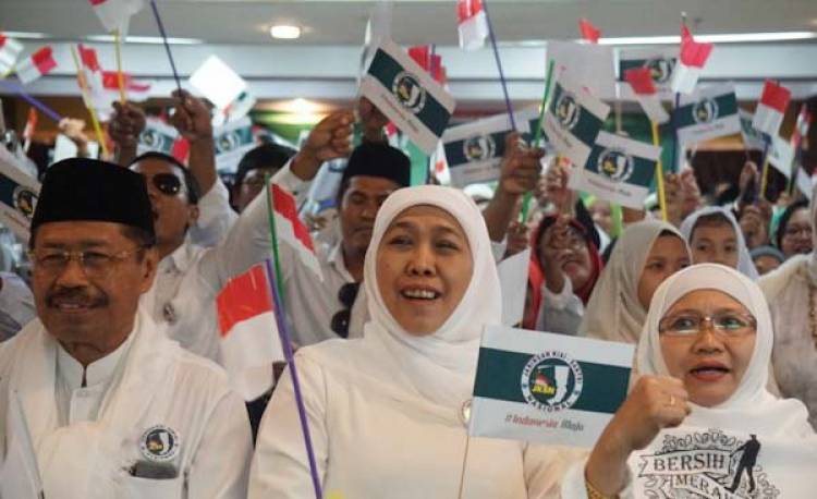 Khofifah Arahkan Ibu-Ibu Muslimat Pilih Jokowi