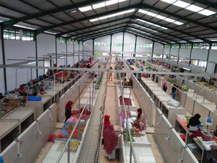 Perdana Pasar Raya Jujuhan Bungo Dioperasikan, Eh! Ini Keluhan Pedagang