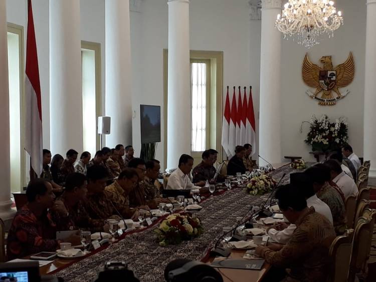 Jokowi Minta Menterinya Perbaiki Bidang Investasi 