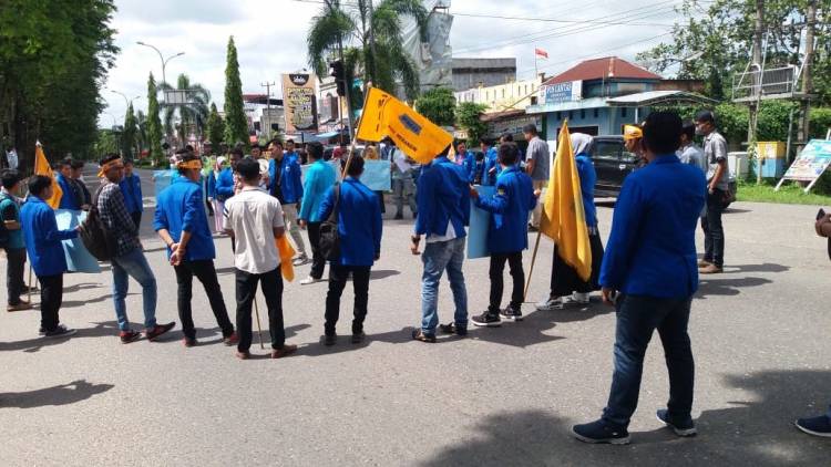 PETI Merajalela di Merangin, Mahasiswa Pinta Kapolres dan Dandim Lepas Jabatan