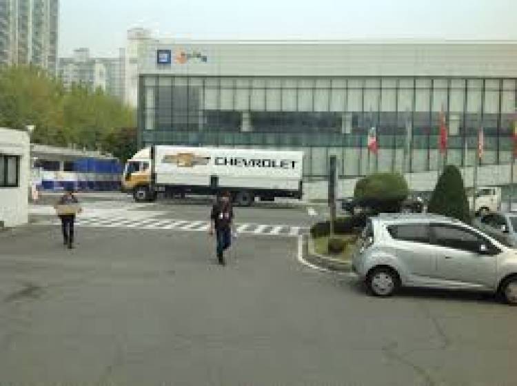 Pukulan Telak Trump, General Motors Akan Tutup 5 Pabrik, 14 Ribu Karyawan dI-PHK 