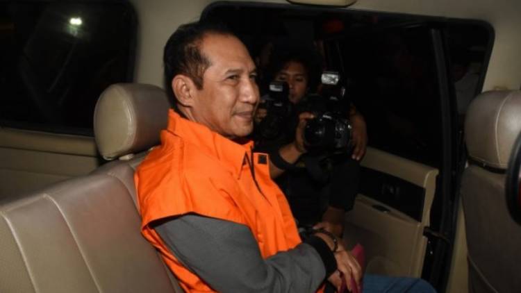 Jadi Tersangka, MA Berhentikan Sementara Dua Hakim PN Jaksel 