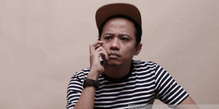 Ternyata Proses Pembuatan Skenario Film Komedi Sangat Serius 