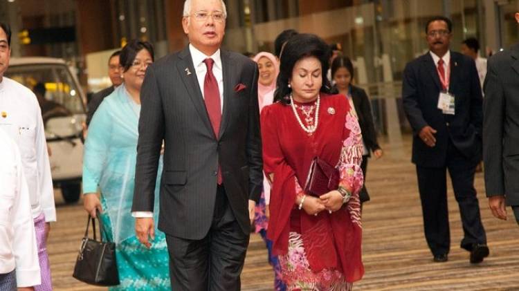 Najib Ditangkap Saat Ulang Tahun Istri, Putrinya Posting Kata-kata Emosional