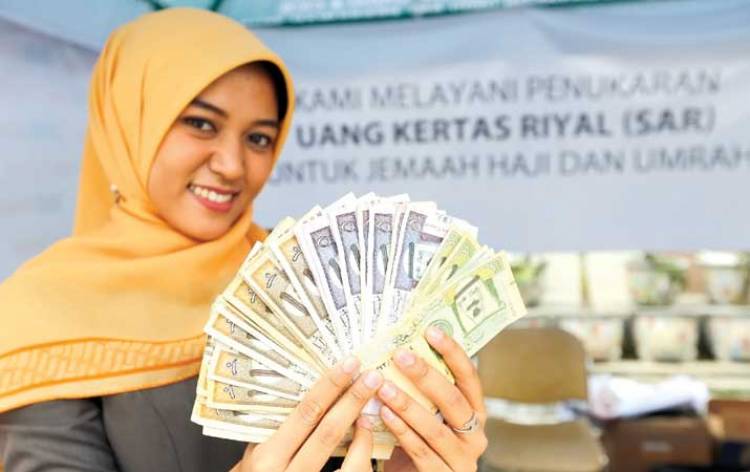 Muslim Terbesar, Ekonomi Syariah Indonesia Jauh Tertinggal 