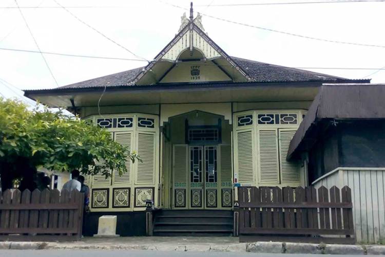 Eloknya Sungai Jingah Kawasan Kampung Tua Banjar