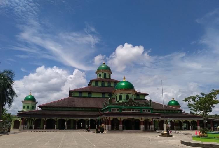 Eloknya Sungai Jingah Kawasan Kampung Tua Banjar
