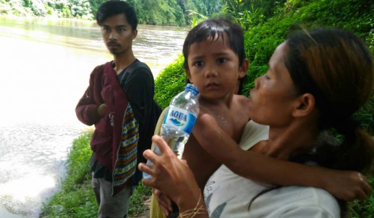 Dramatis! Anggota Mapala STKIP Bangko Jambi Selamatkan Lima Bocah Tenggelam